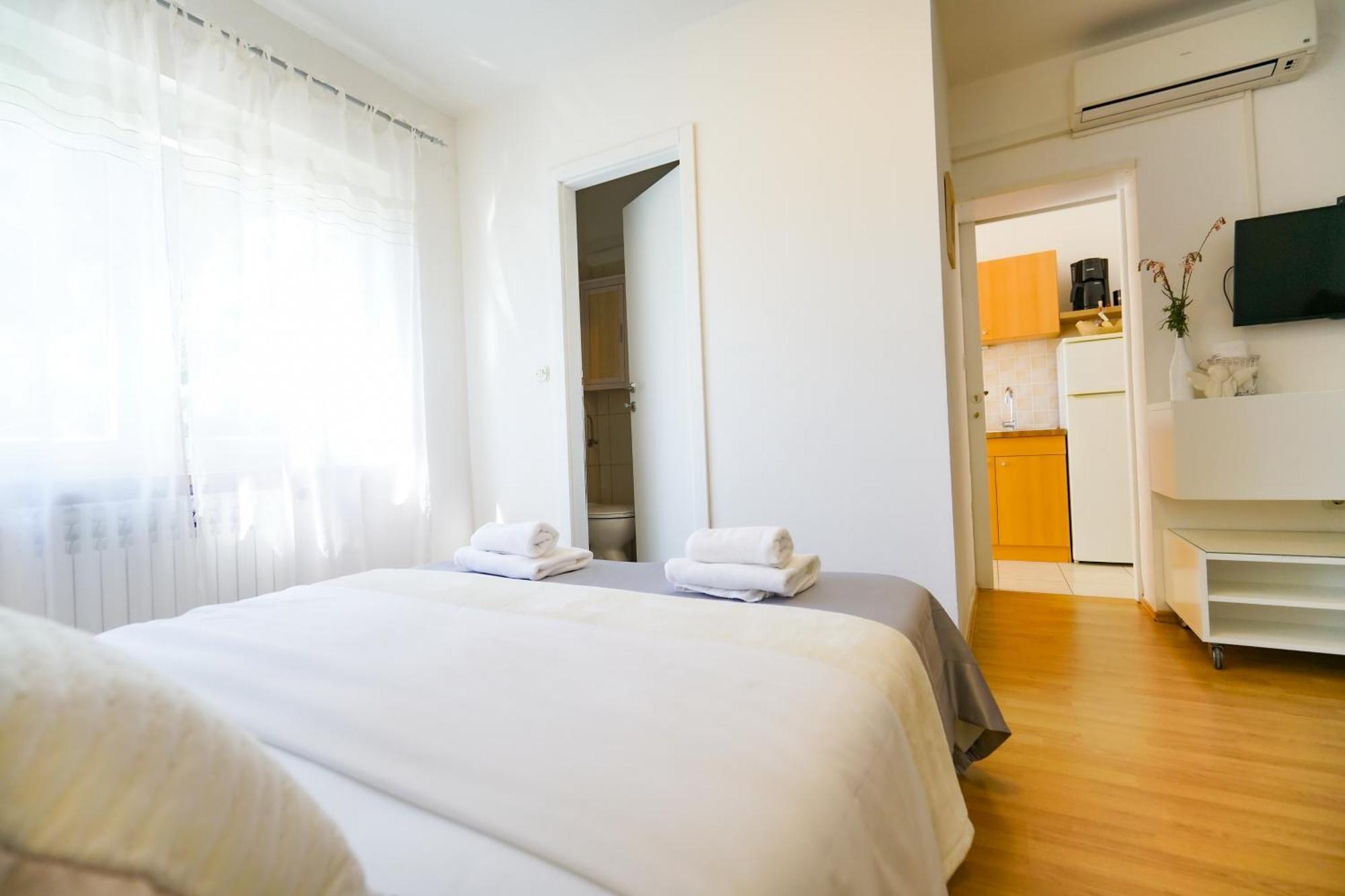 Guest House Ero ซูโกชัน ภายนอก รูปภาพ